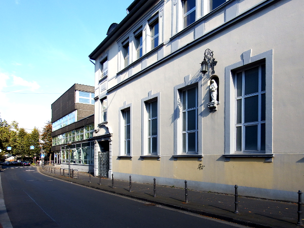 Schulgebäude des Gymnasiums Marienberg